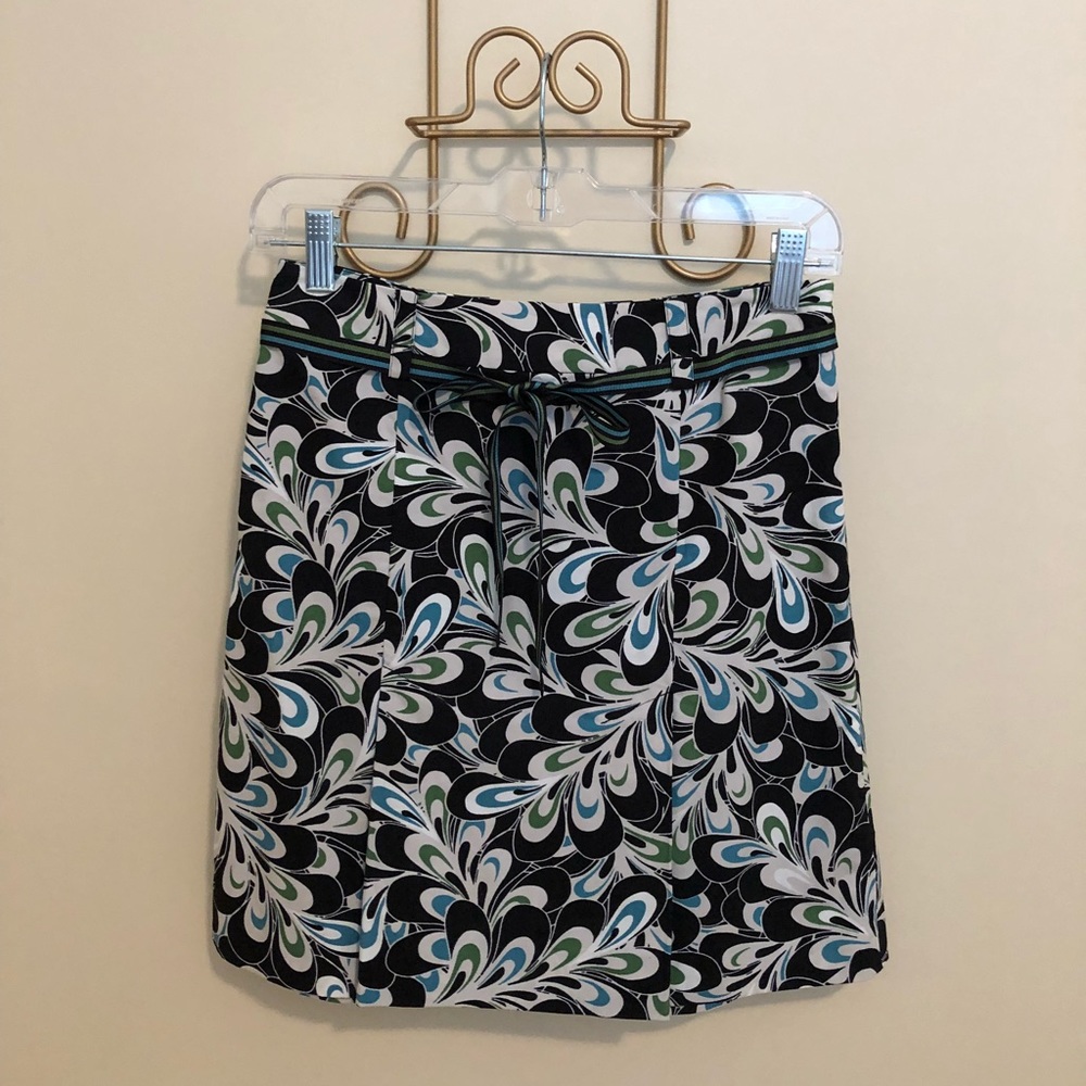 Loft pleated skirt